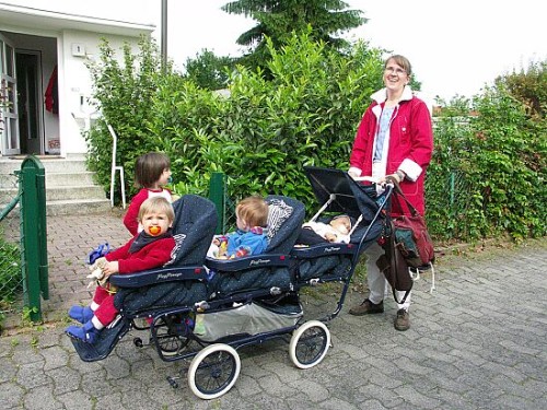 Petra Panning mit Kindern